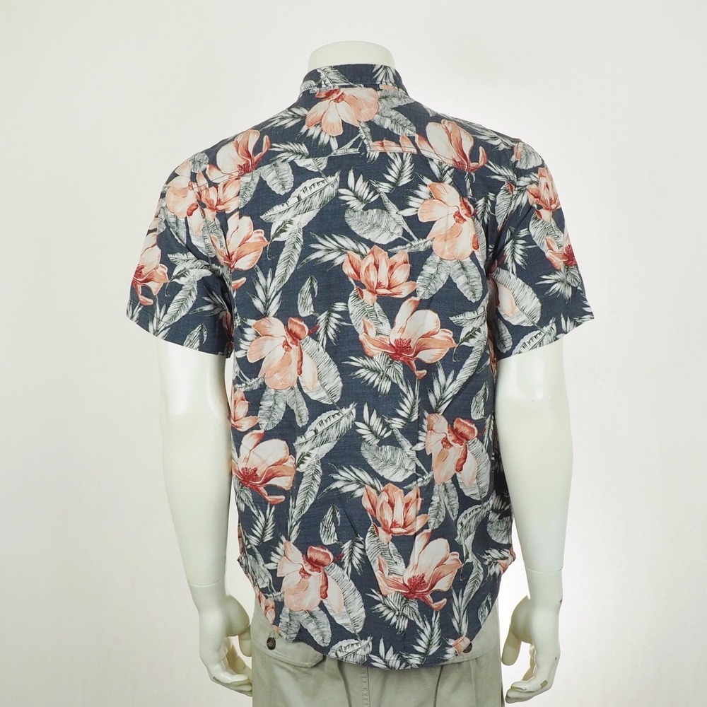 Tommy Bahama Hawaiian Shirt Mens Medium Blue Floral AOP Camp Viscose Aloha - Picture 3 of 4